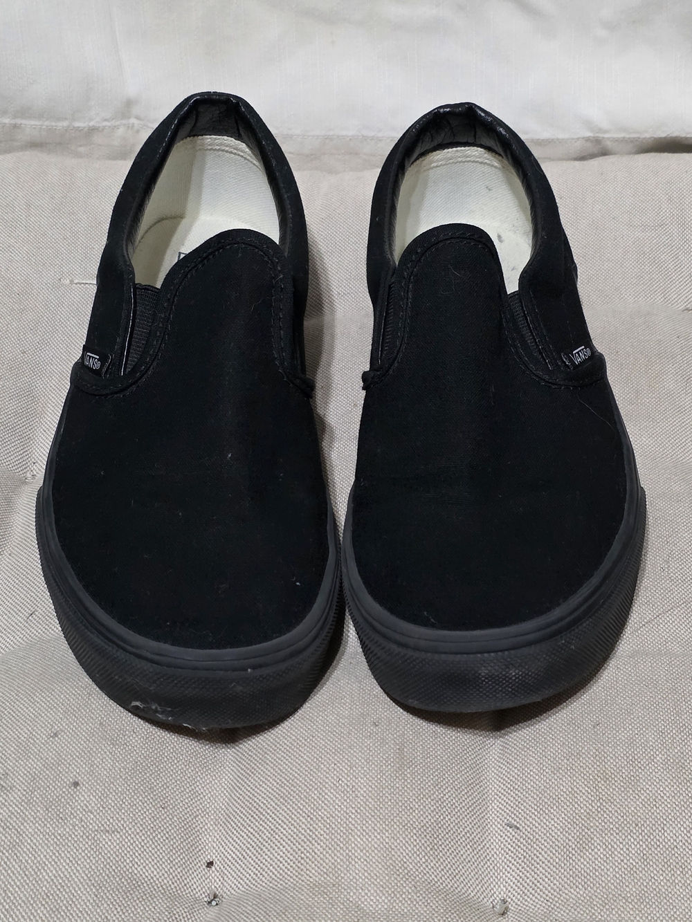 Vans Kids Black Slip-On Canvas Sneakers Used Size 6